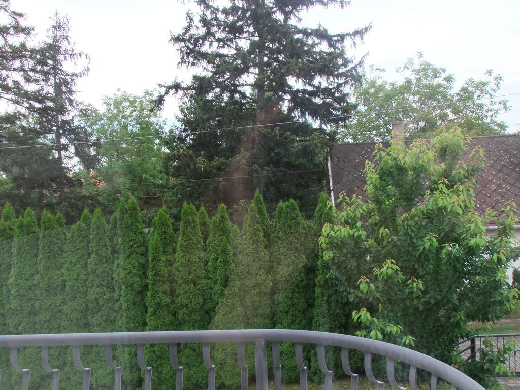 Levente Apartman Balatongyorok Exterior foto